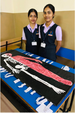 models–with-students_03